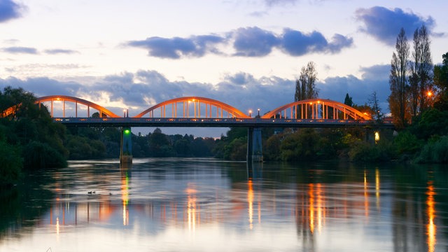 sugar daddy Hamilton